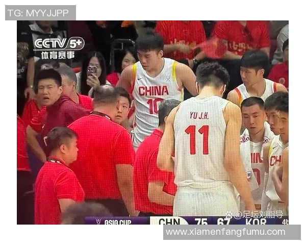 中国男篮迎战强敌全力以赴争夺胜利展现团队精神与拼搏意志